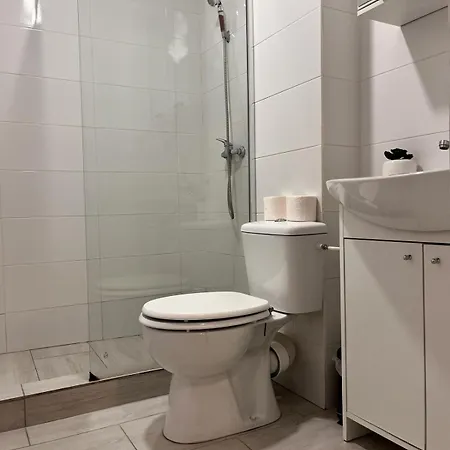 Apartment White & Silver Luxury