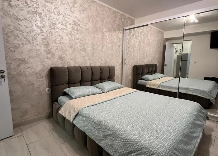 White & Silver Luxury * Craiova